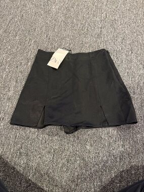 Zara Black Mini Skort with Front Slits